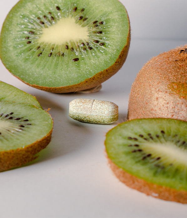 Benefits of Kiwi Fruit: Skin, Gut, & Immunity